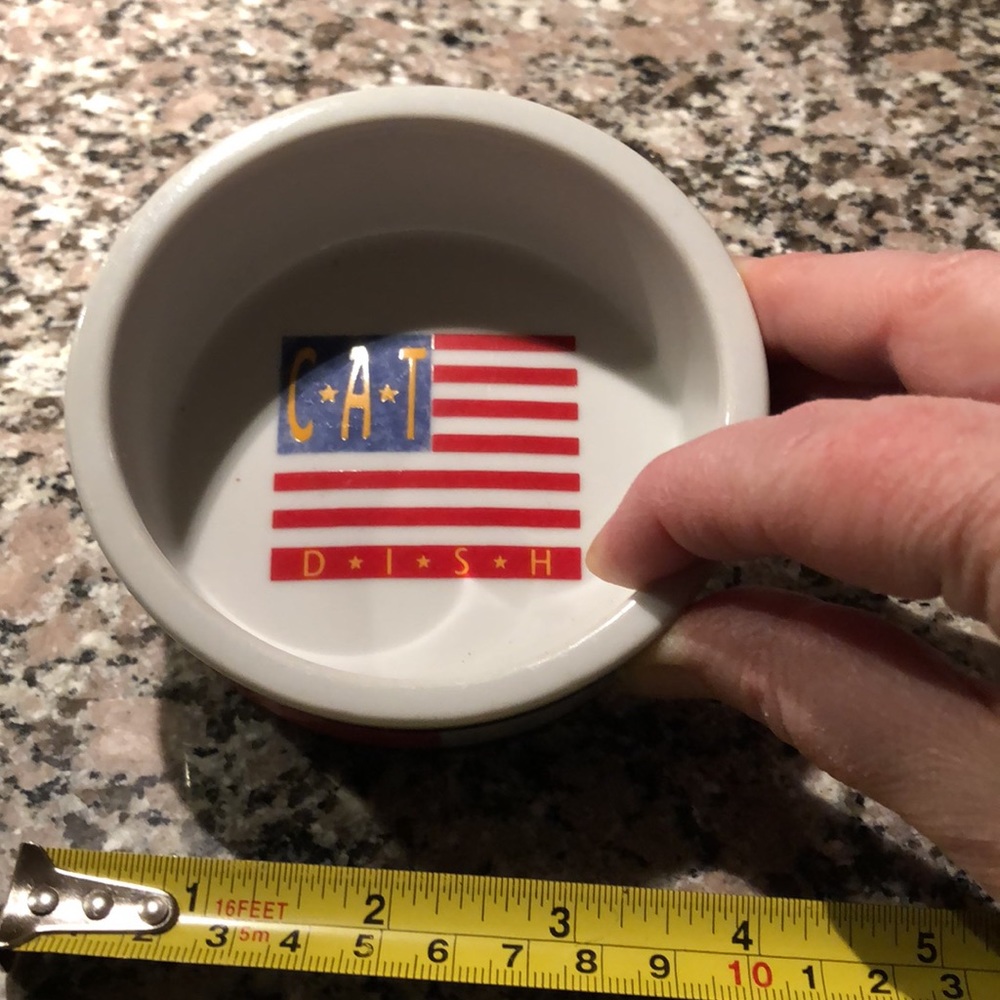 Patriotic Matching Dog & cat dishes - Picture 2 of 5